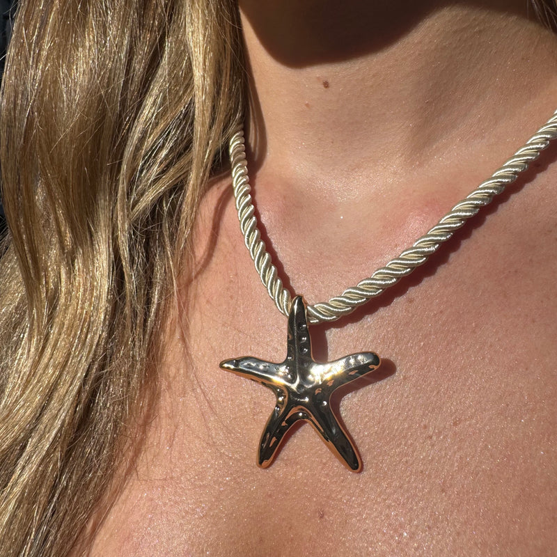 OCEAN MUSE STARFISH NECKLACE