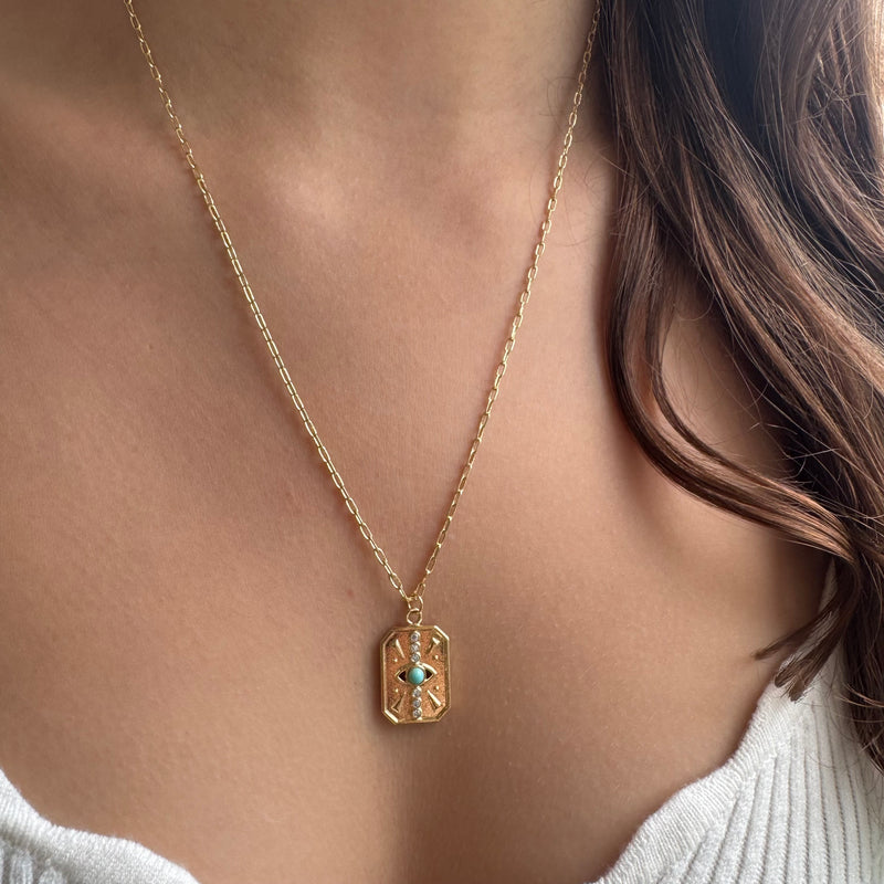 MAGICAL AMULET NECKLACE