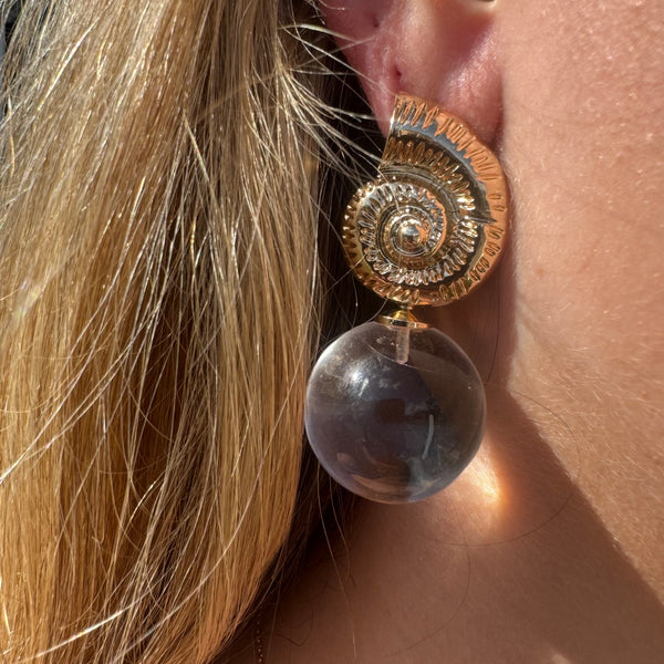 SHELL MUSE EARRINGS