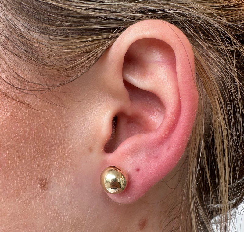 JUMBO CHIC GAL STUDS