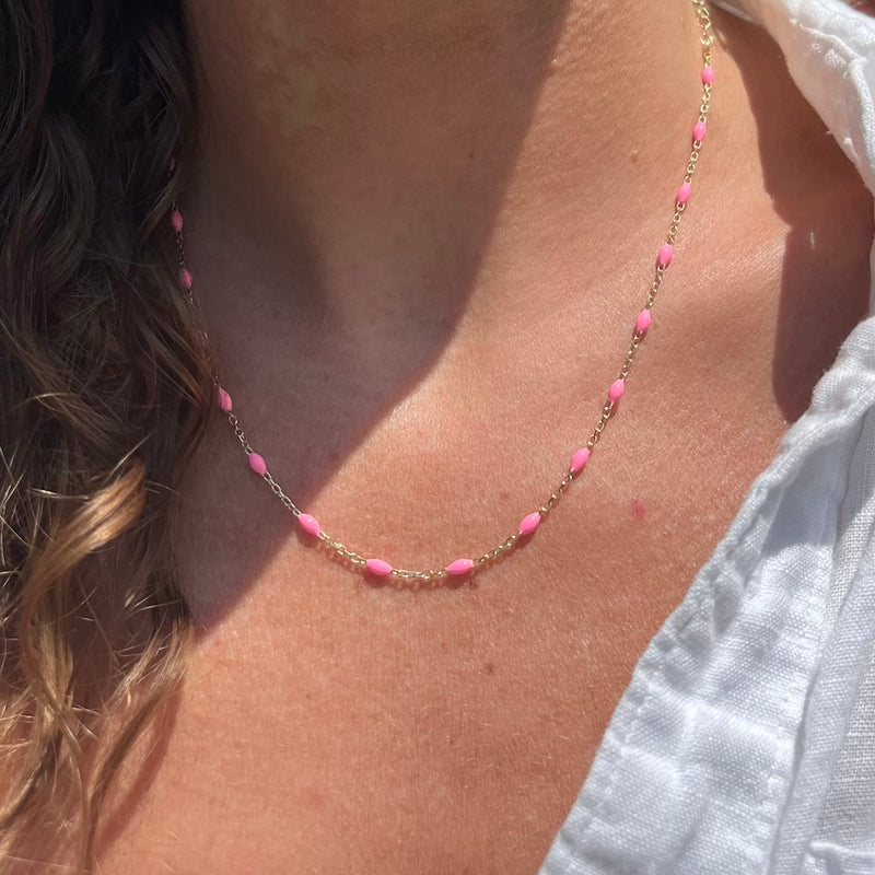 OVAL CONFETTI NECKLACE