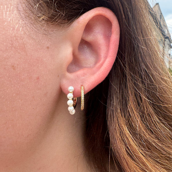PEARL HUGGIE HOOPS