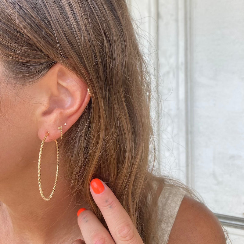 LARGE GLIMMER HOOPS