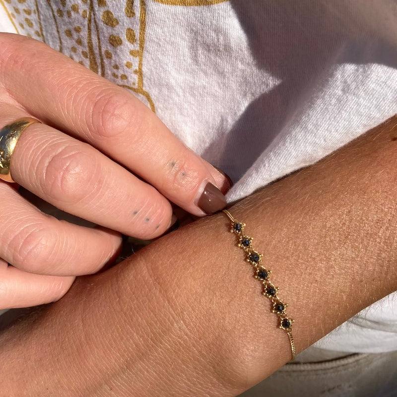 PETITE TEXTILE BRACELET IN BLACK DIAMOND