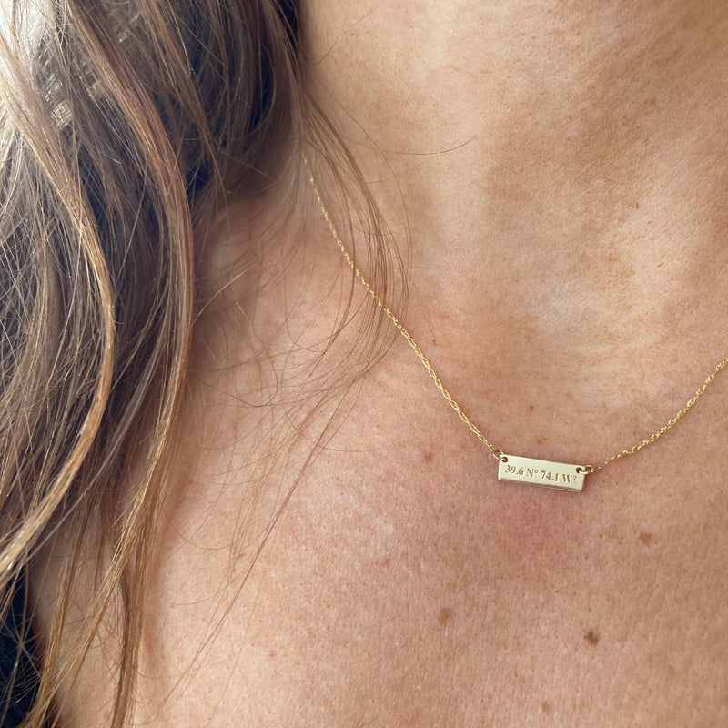 MINI ENGRAVABLE BAR NECKLACE