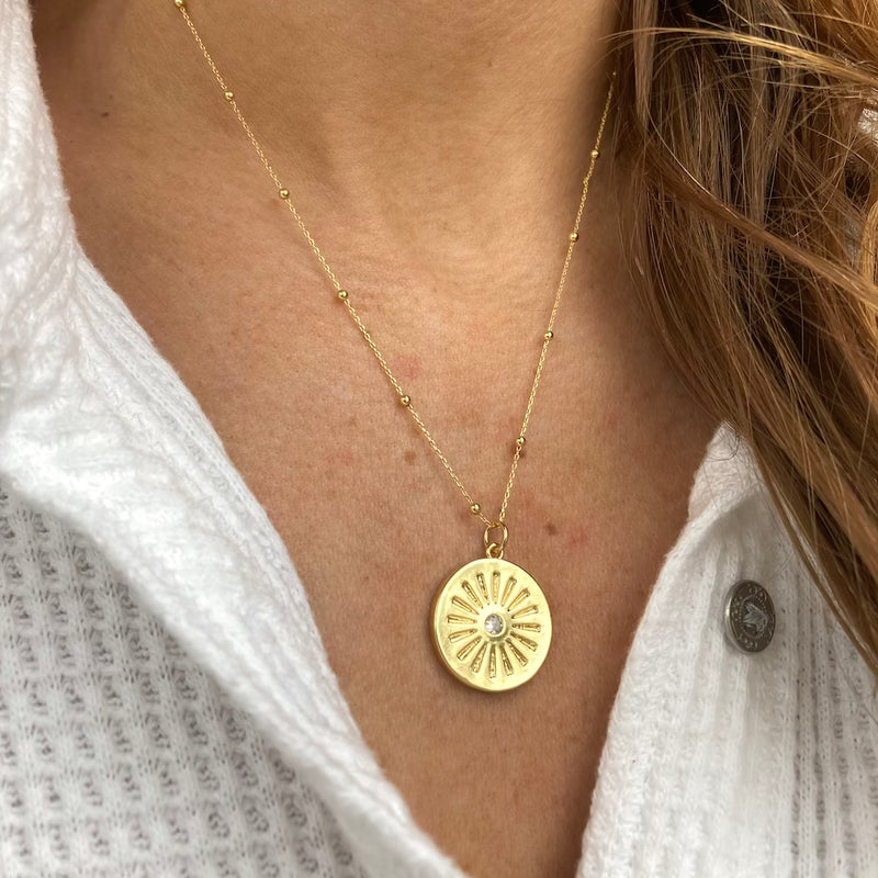 LOVE BEAM NECKLACE