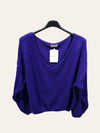 V-neck crop sweater with a tight hem #20678