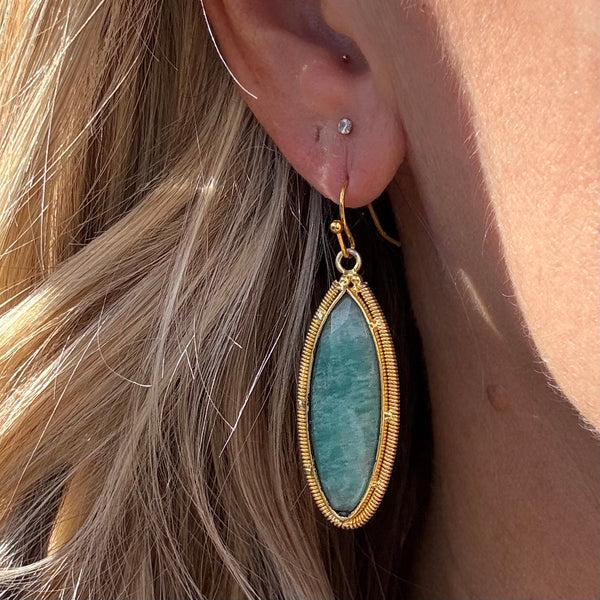 NAVETTE EARRING