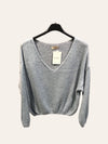 V-neck crop sweater with a tight hem #20678