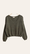 V-neck crop sweater with a tight hem #20678