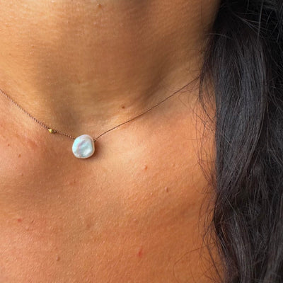 ROUND PEARL PENDANT NECKLACE