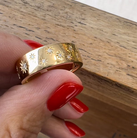 GOLD BEAD STACKER RING