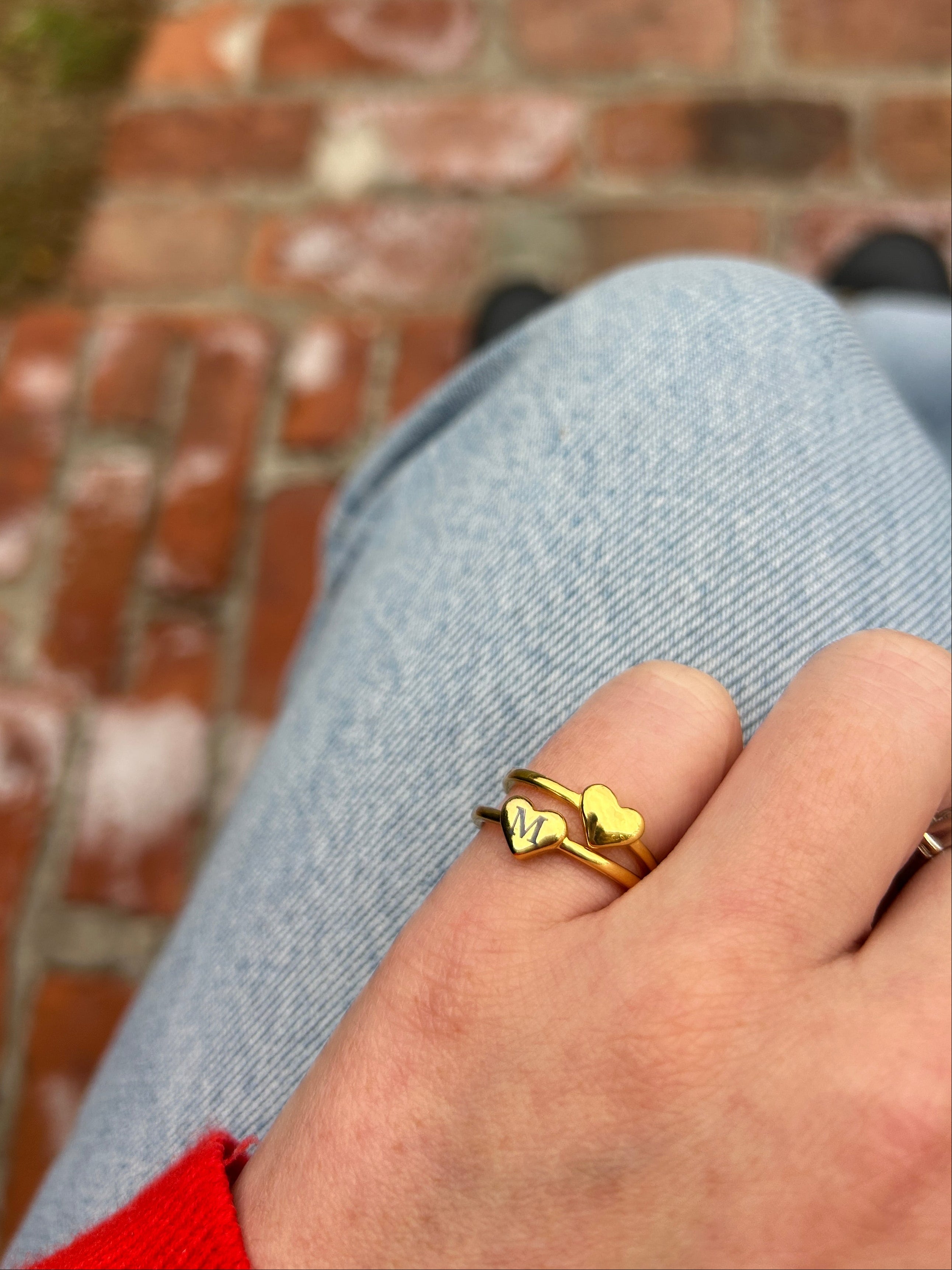 TINY HEART SIGNET RING