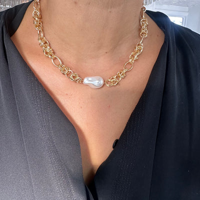 SOLSTICE PEARL NECKLACE