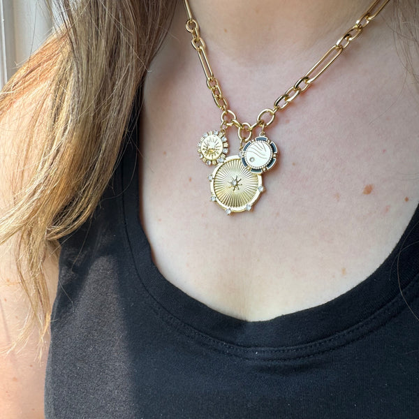 MAGIC MEDALLION NECKLACE