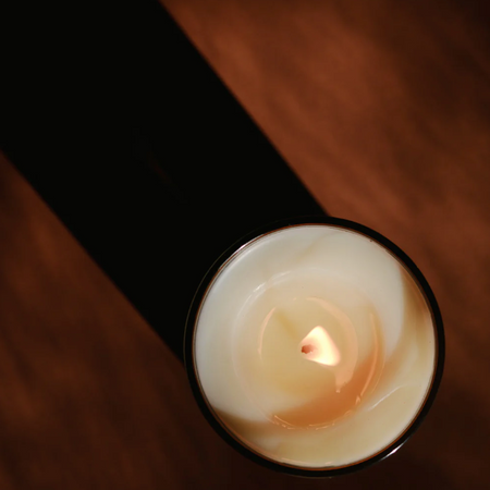 Bergamot + amber • daisy collection • 9 oz soy candle