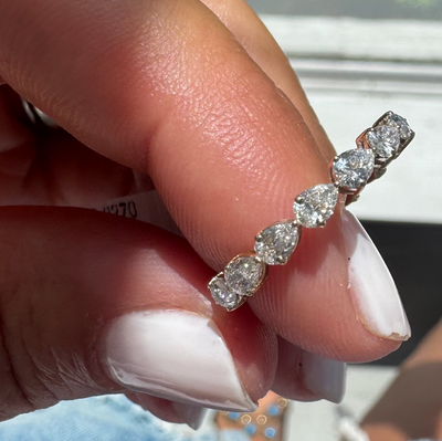 COUNTESS DIAMOND ETERNITY BAND