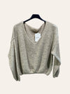 V-neck crop sweater with a tight hem #20678