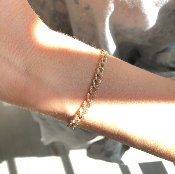 Pave Diamond Curb Chain Link Bracelet