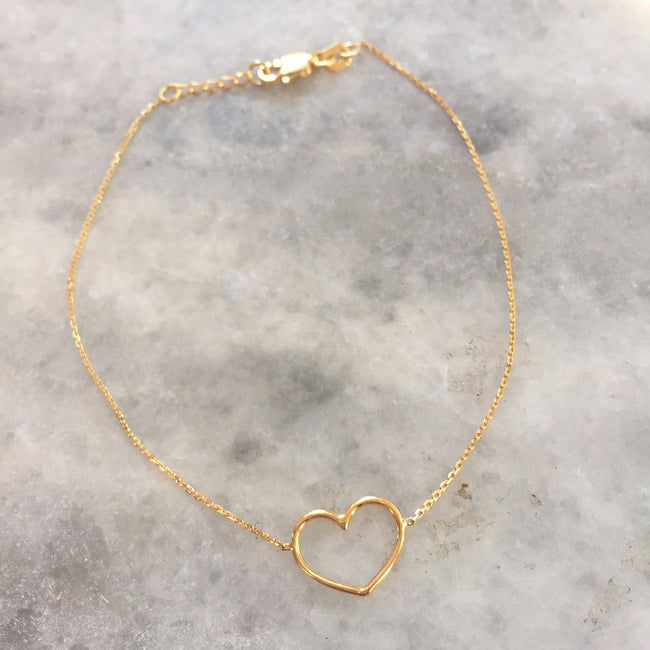 Gold Wire Open Heart Bracelet
